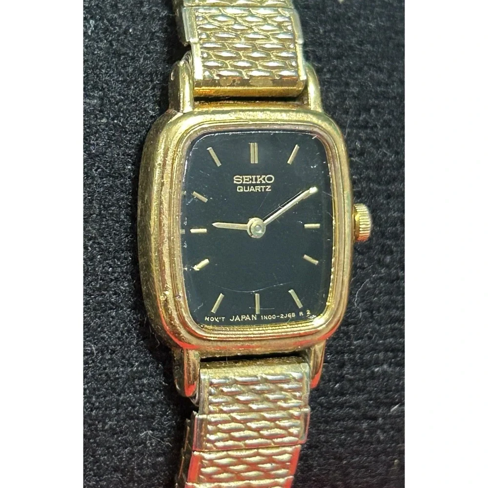 Vintage Seiko Watch Women Golden 1N00-5K29 Black‎ Dial Stretch Japan New Battery